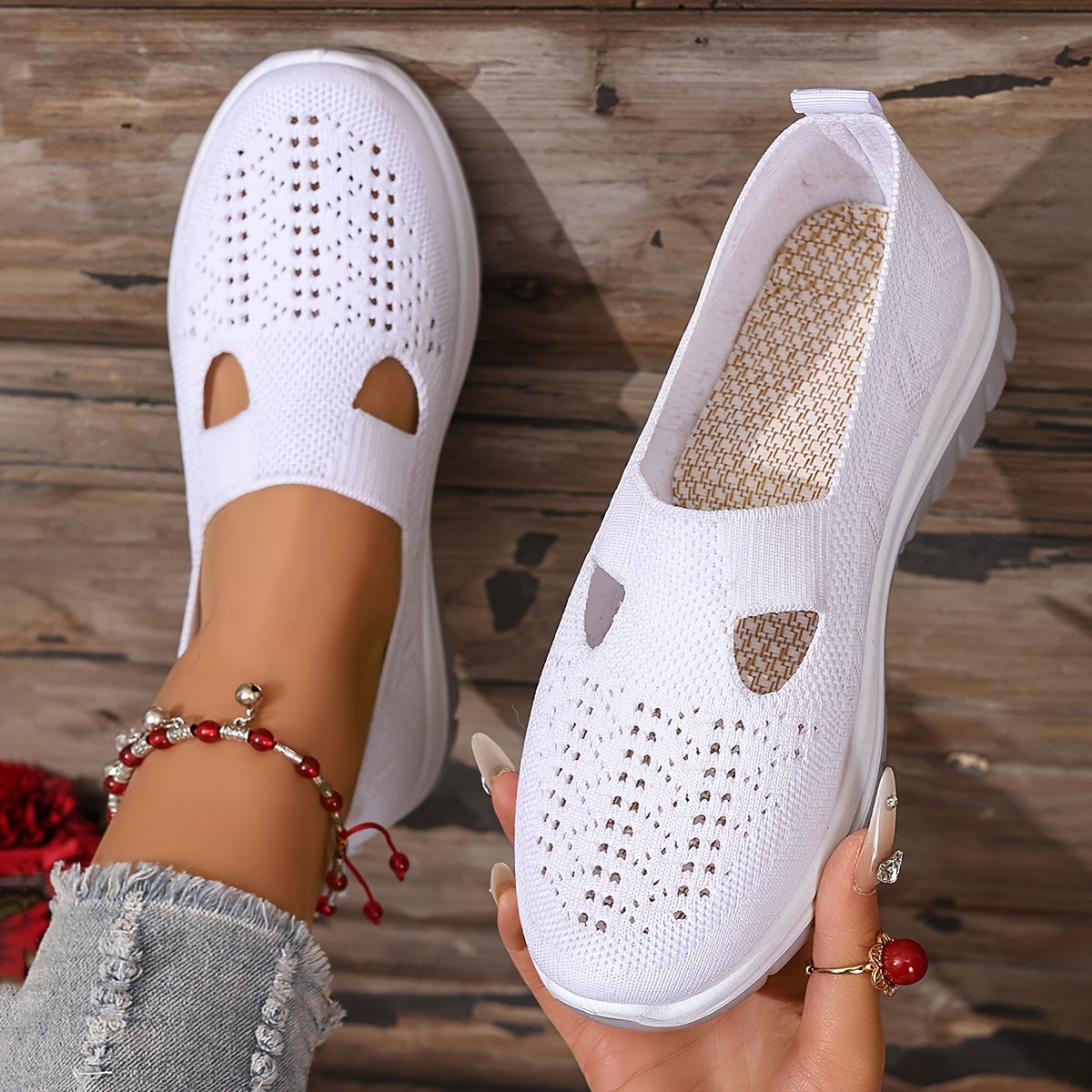 Women's Casual Slip-On Sneakers Lightweight Breathable White Shoes for Travel