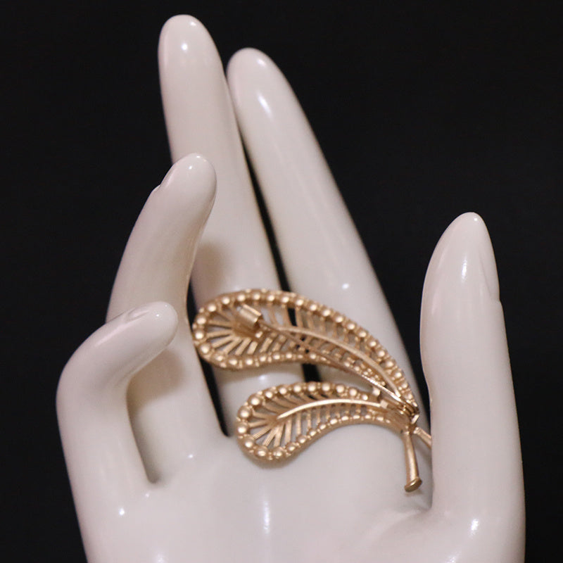 Elegant Feather Brooch Pin for Women Enamel Irregular Shape Fashion Accessory