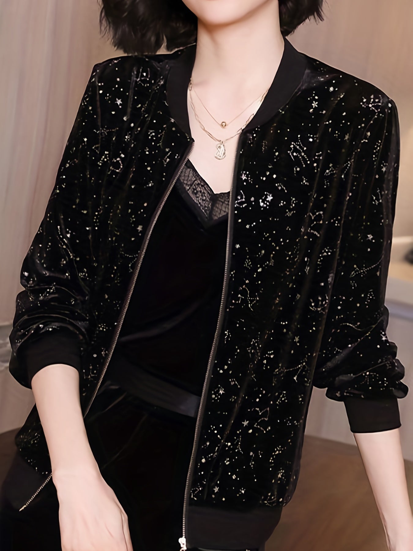 Women’s Star Print Lightweight Zip-Up Jacket with Baseball Collar for Spring and Summer