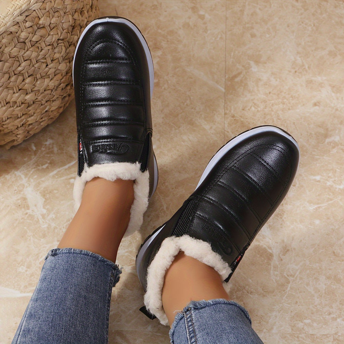 Women's Winter Outdoor Anti-Slip Warm Lined Cold-Resistant Shoes