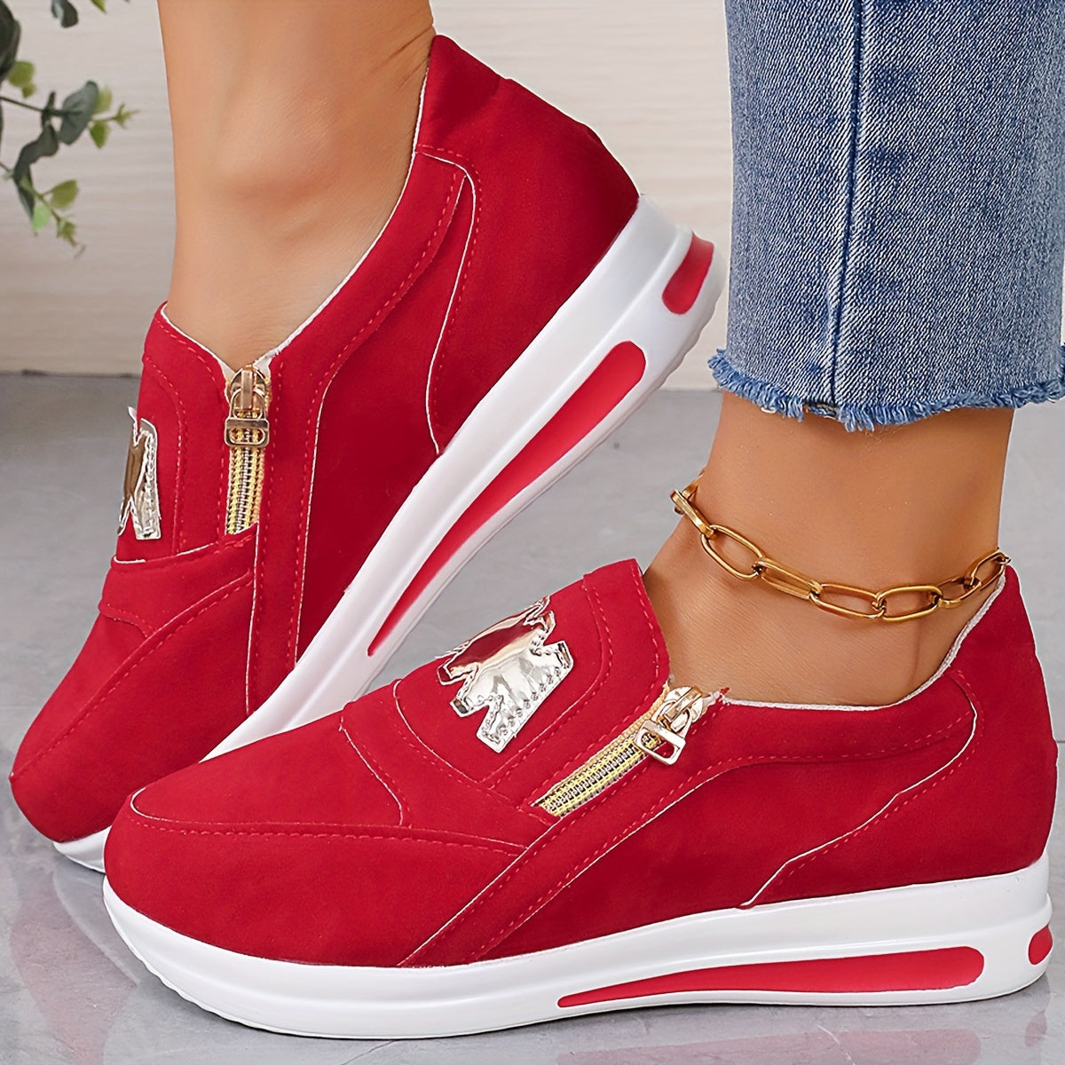 Women's Slip-On Low Top Walking Shoes Casual Sneakers with Non-Slip TPU Sole