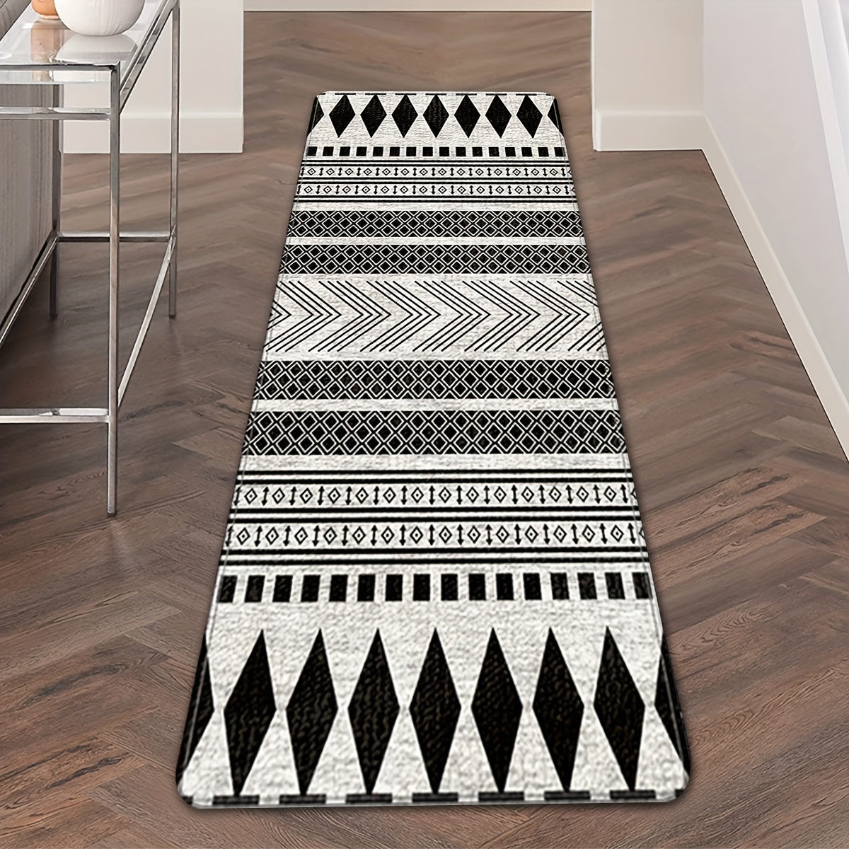 Non-Slip Moroccan Area Rug, Soft Braided Design, Machine Washable for Living Room and Kitchen