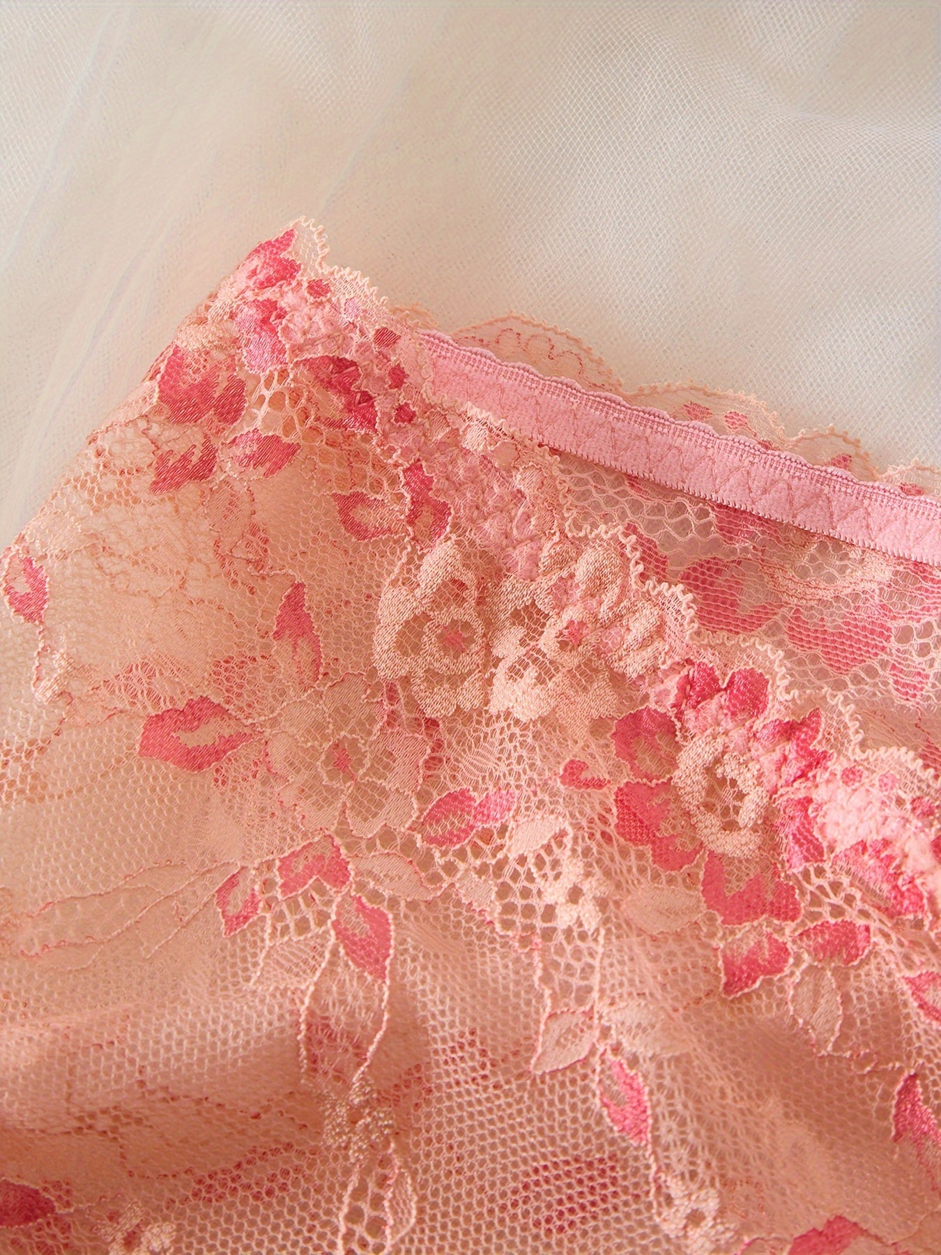 Women's Seductive Lace Lingerie Set with Adjustable Straps