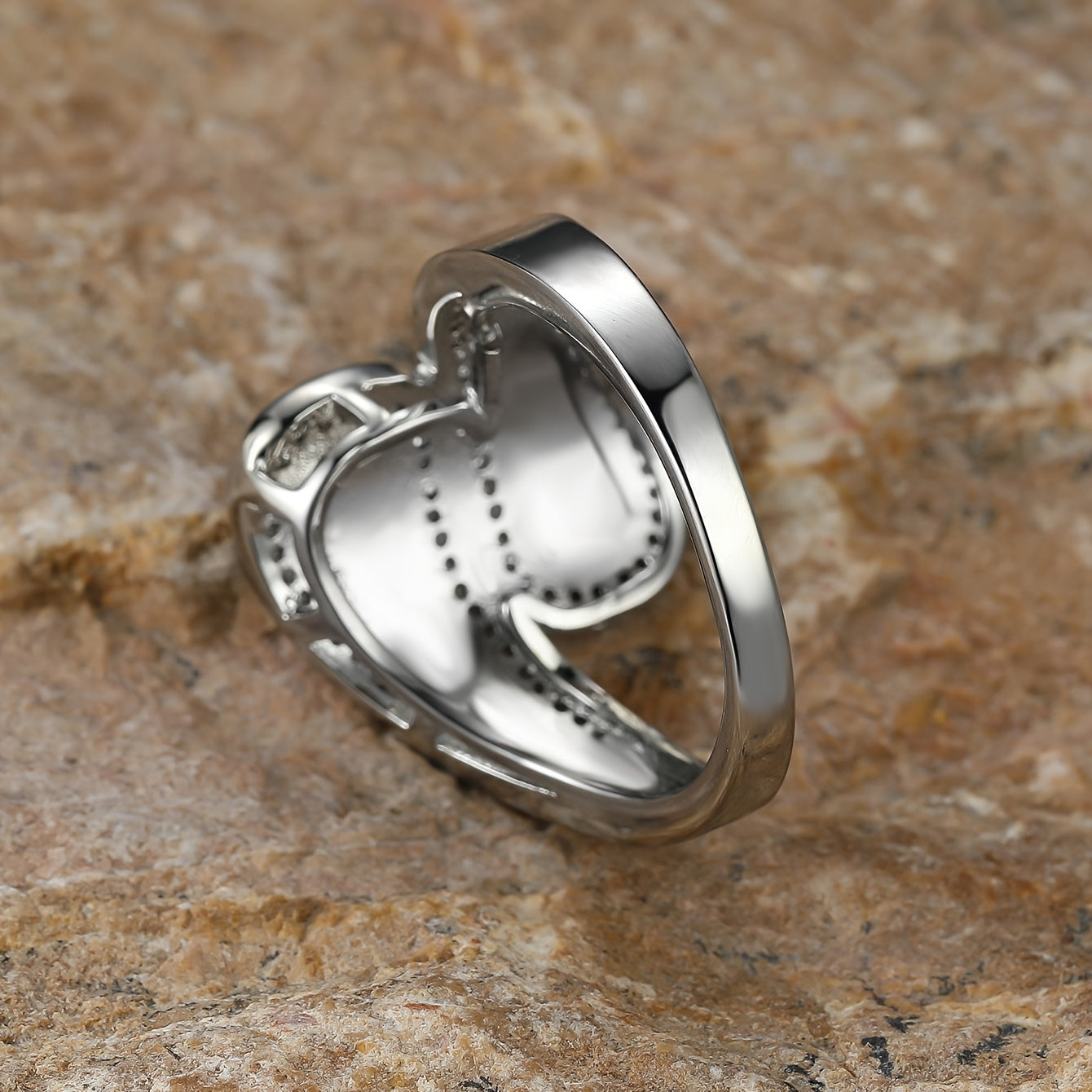 Ayollar uchun vintage boho oq opal tosh uzuk, to'ylar va nikohlar uchun mukammal.