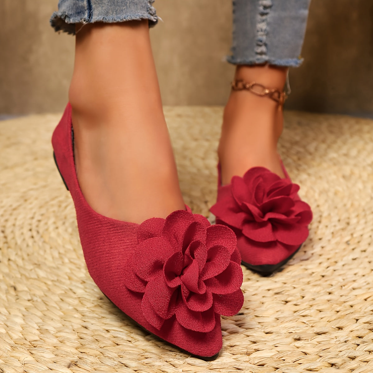 Women's Red Floral Pointed Toe Flat Shoes Spring Casual Comfort