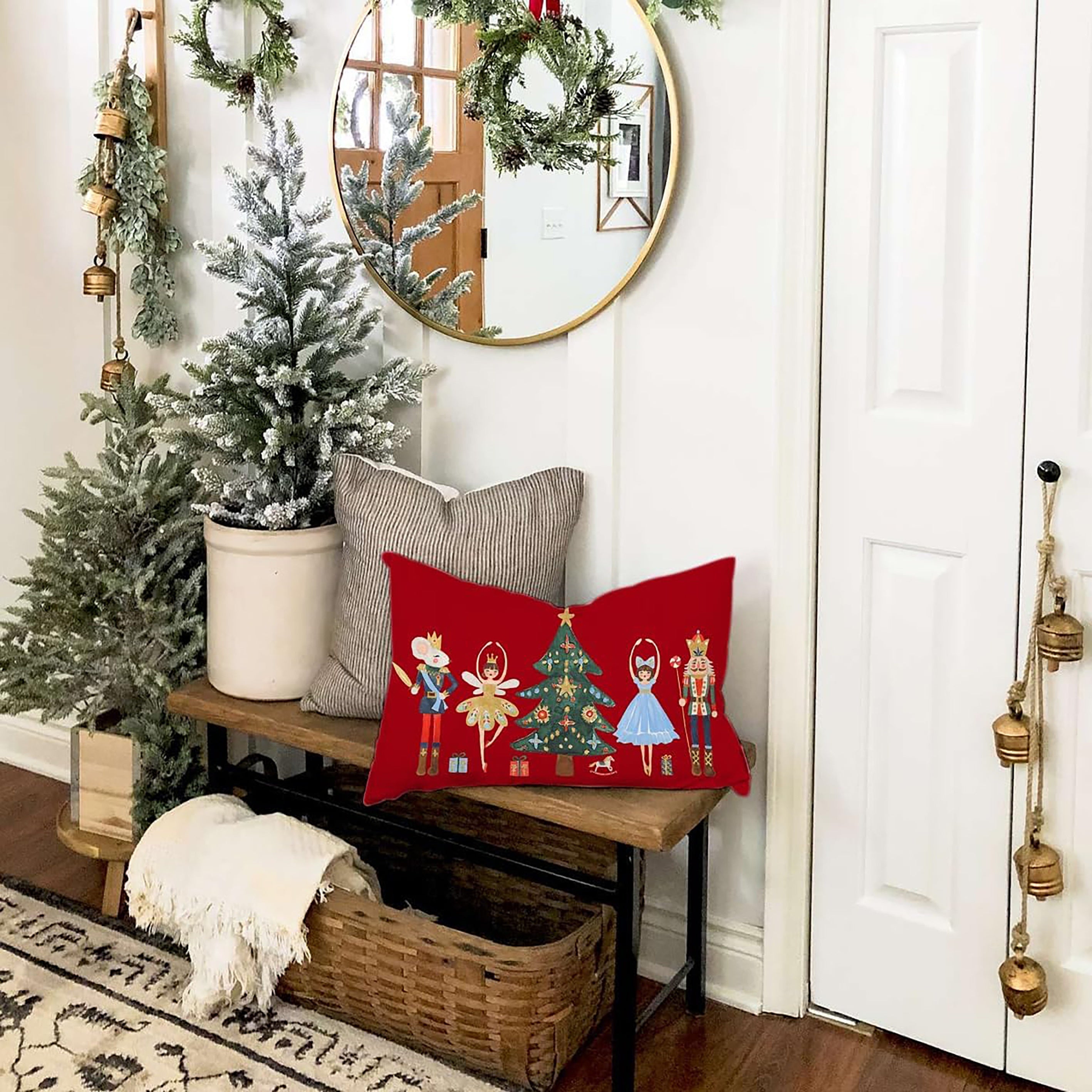 Contemporary Christmas Nutcracker Pillow Cover 30x50cm Polyester Zipper Closure