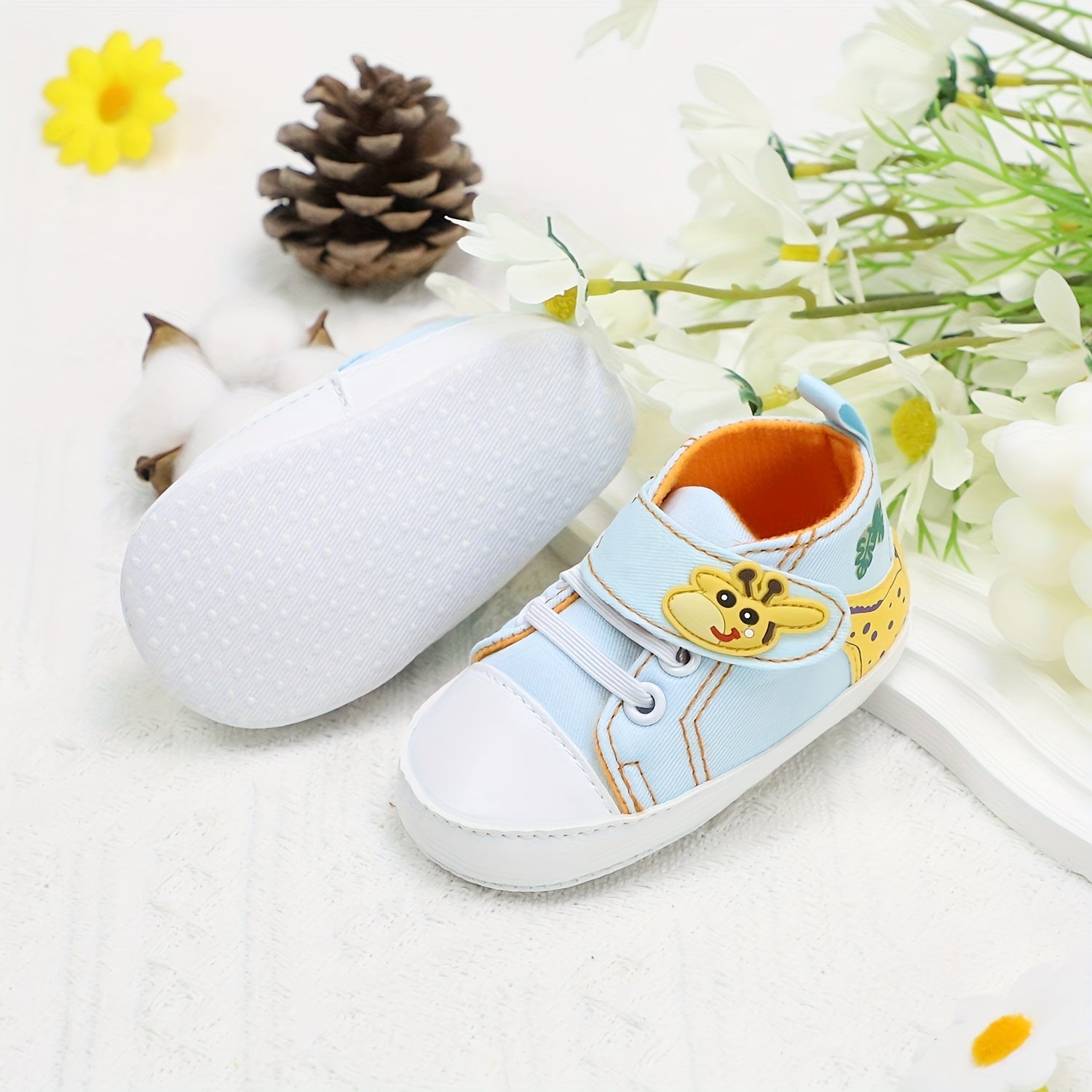 Toddler Shoes Non-Slip Canvas Giraffe Design for Casual Outdoor Wear