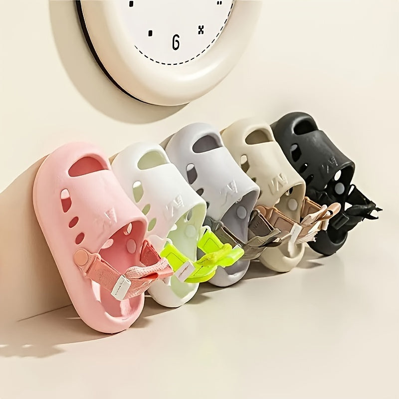 Yangi kelganlar: O'g'il va qizlar uchun zamonaviy bolalar sандаллари, yengil, sirpanmaydigan, tez quriydigan EVA, sozlanadigan tasmalari bilan, plyaj, bog' va ochiq havoda foydalanish uchun ideal.