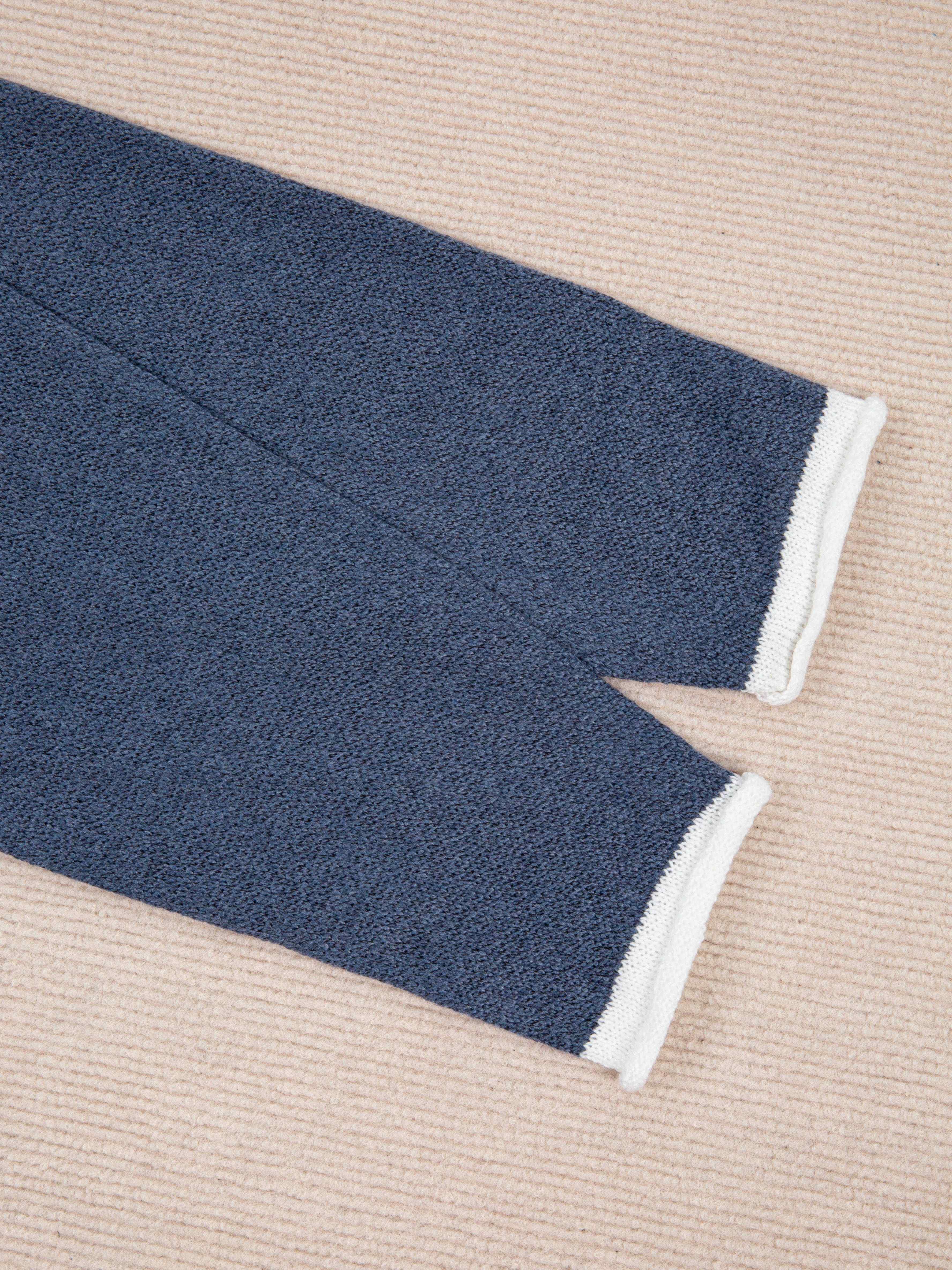 Plus Size V-Neck Sweater Oversized Cozy Knit Pullover for Women