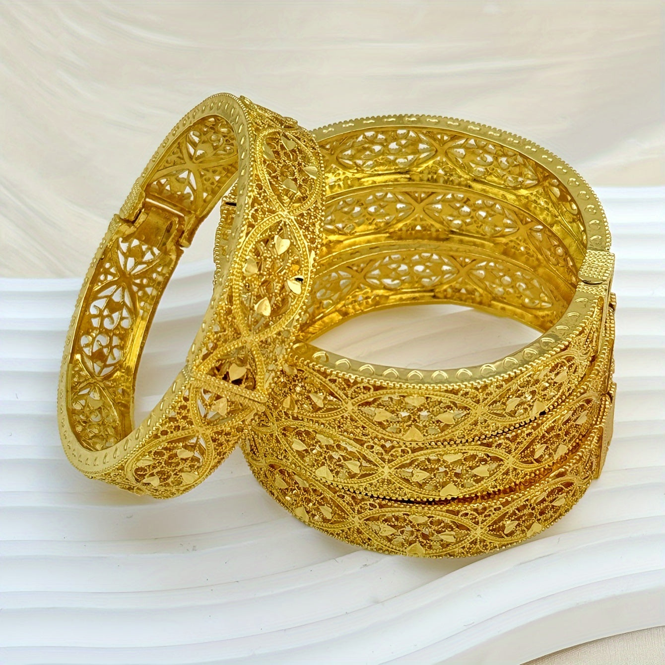 Set of 4 Gold-Plated Bohemian Ethnic Bracelets with Heart Patterns for Women