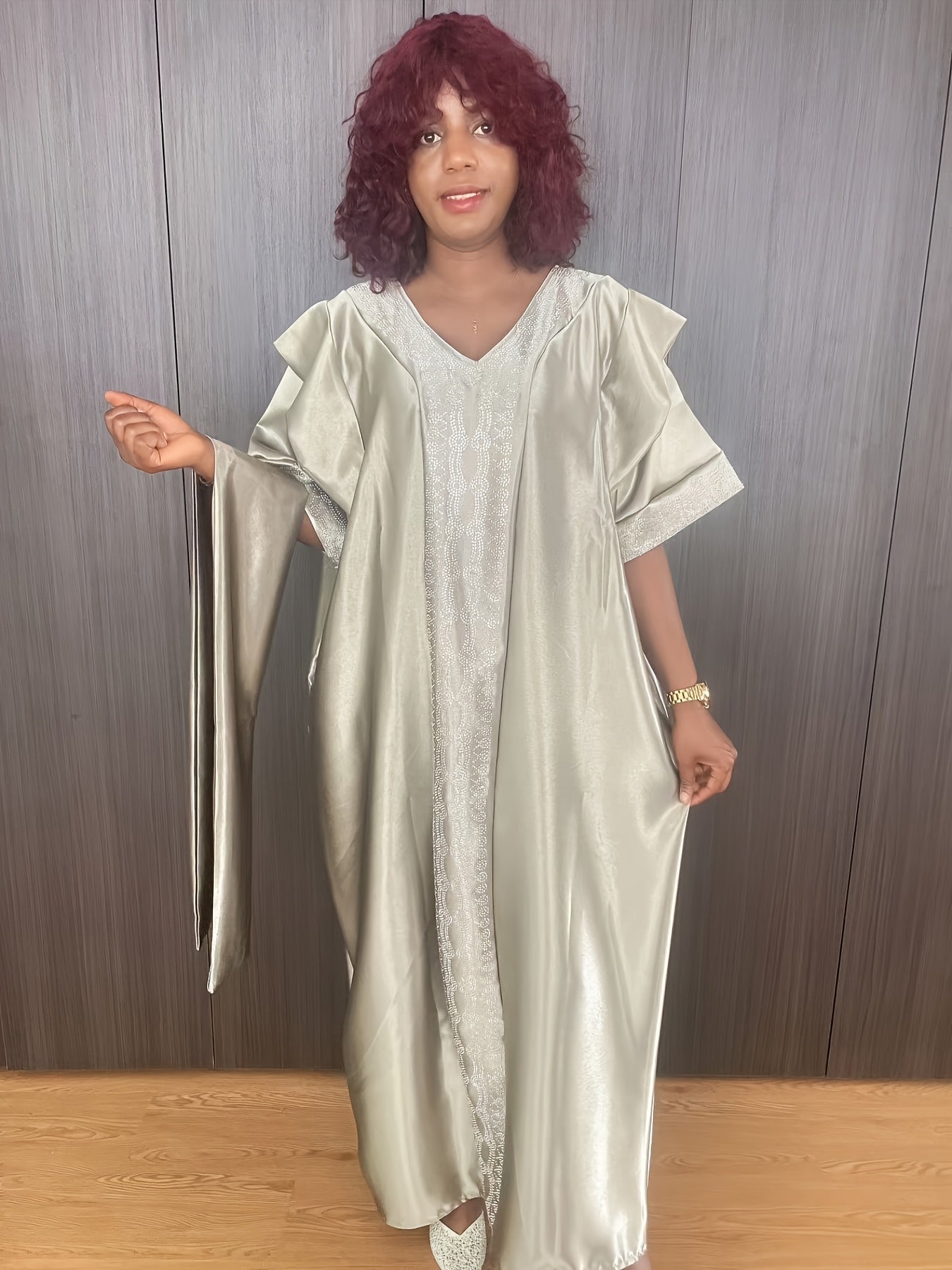 Plus Size Long Dress with Rhinestone Embellishments V-Neck Short Sleeve Women’s Robe