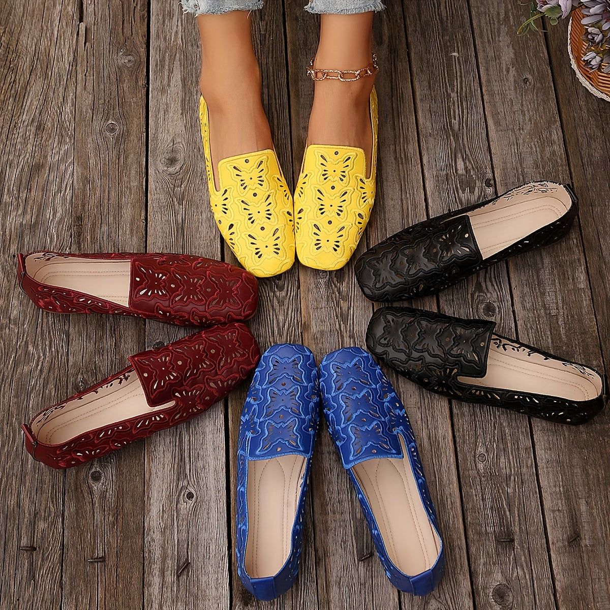 Women's Flat Shoes Square Toe Butterfly Pattern Casual Shoes