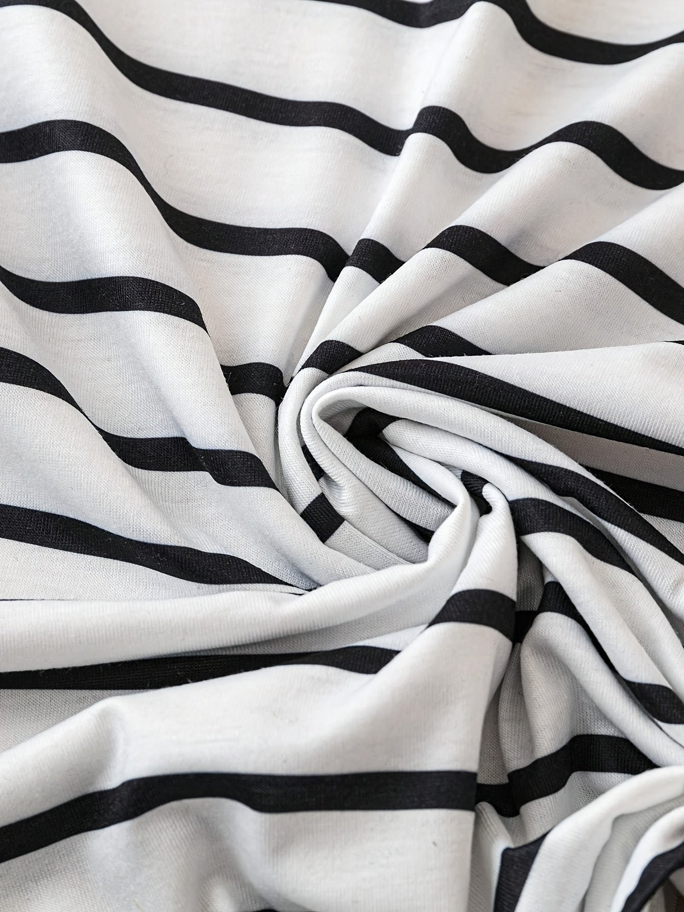 Women's Striped Short-Sleeve Crew Neck T-Shirt Polyester Casual Wear