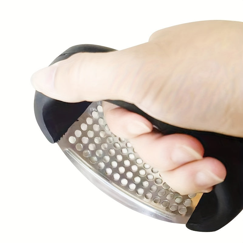 Stainless Steel Garlic Press with Ergonomic Handle for Kitchen Use