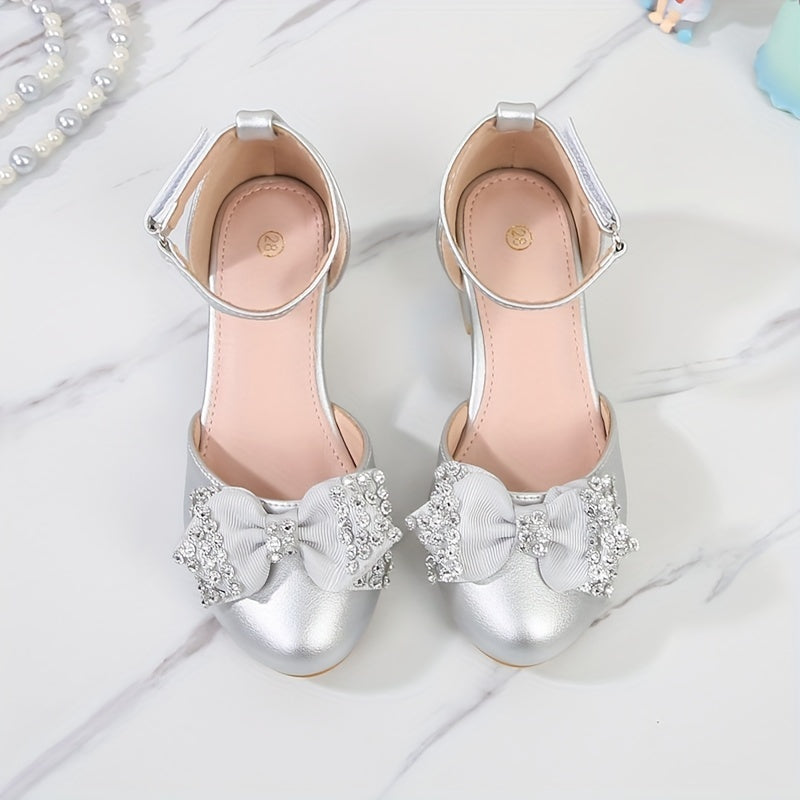 Bolalar uchun Butterfly Hollow Heel Shoes nafas oladigan PU bir hil rangli rezina taglik bilan