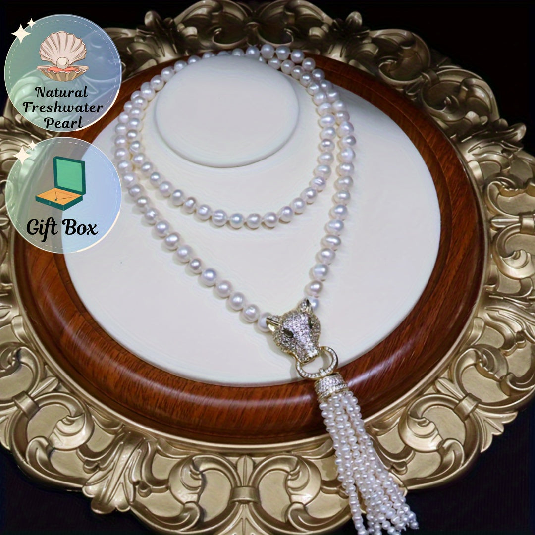 Freshwater Pearl Necklace with Leopard Clasp Elegant Timeless Jewelry for Parties and Autumn