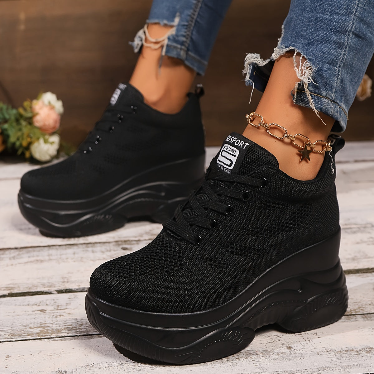 Women's Knitted Sneakers Breathable Low-Top Platform Mesh Shoes