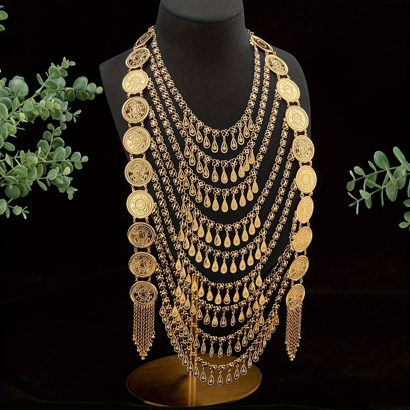 Conjunto de joyería elegante en cobre y oro para mujeres con collar y pendientes para ocasiones especiales