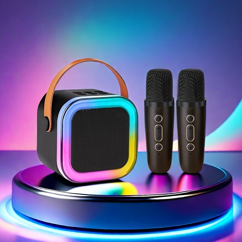 Ikki simsiz mikrofon va rangli chiroqlar bilan jihozlangan portativ karaoke dinamik, oilaviy tug'ilgan kunlar va ochiq havoda sayohatlar uchun ideal.