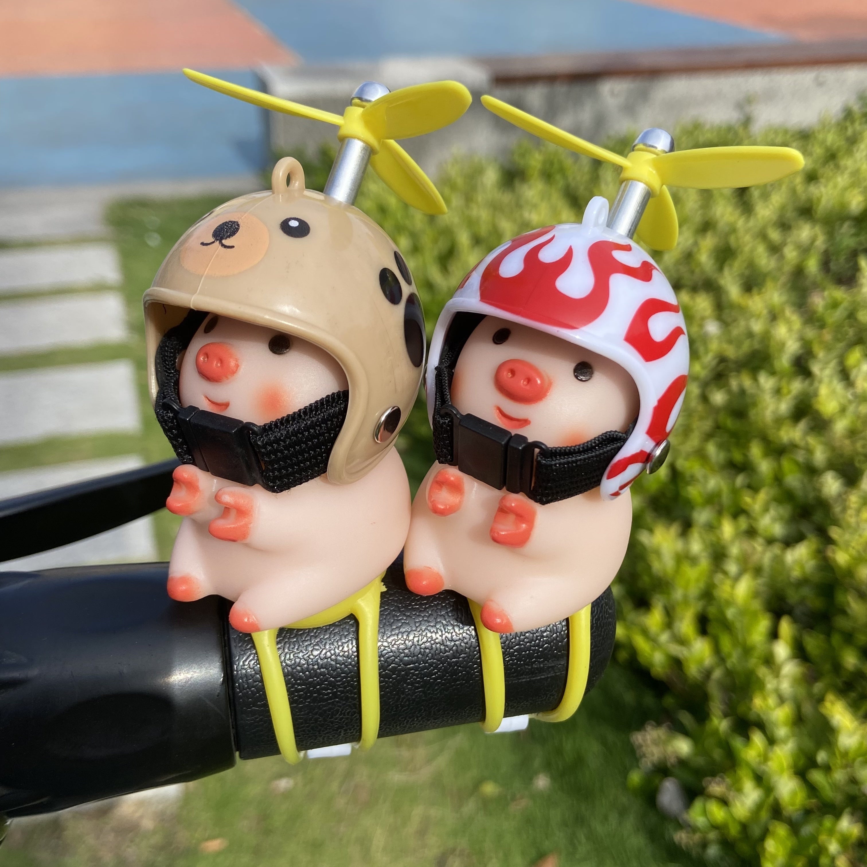 Pig Helmet Handlebar Accessory for Scooters, Cute Motorcycle Decor
