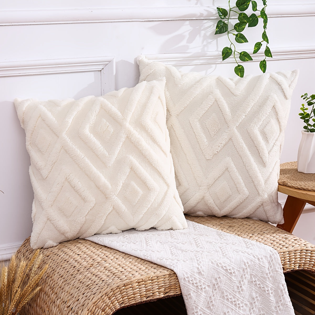 Pair of Beige Geometric Pattern Throw Pillow Covers 100% Polyester Zipper Closure