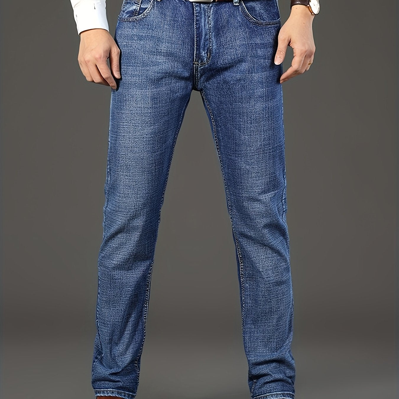 Erkaklar uchun bir xil rangdagi paxta aralash jinsilar, oddiy kesim, biroz cho'ziluvchan va to'qilgan mato, kuz/qish mavsumi uchun mukammal, katta o'lchamda.