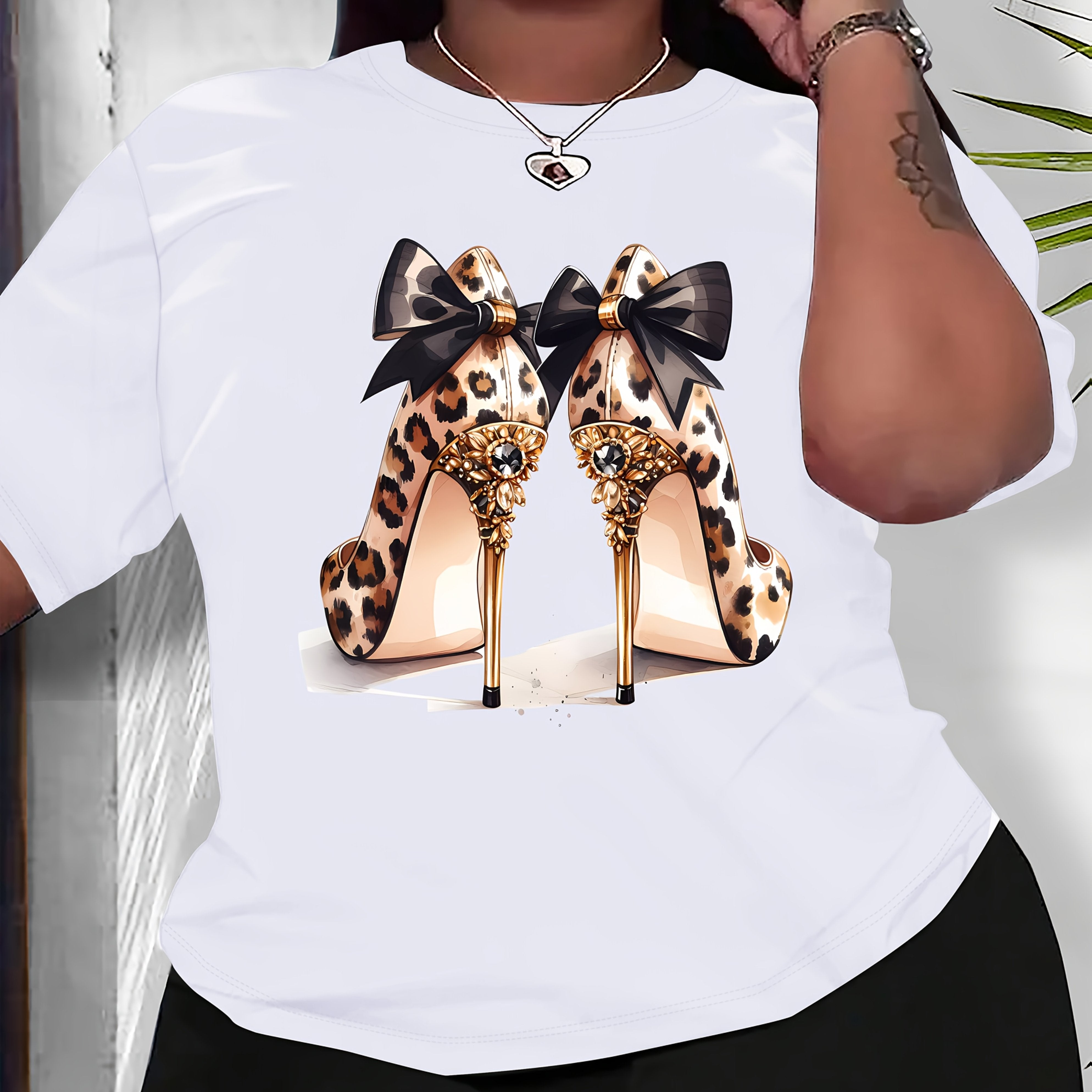 Plus Size Women's Leopard Print Short Sleeve T-Shirt White Casual Summer Wear