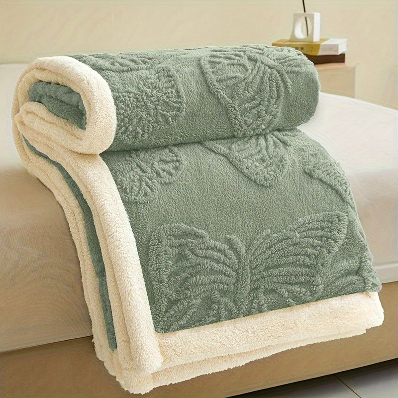 Gray Polyester Throw Blanket Double-Layered Warm Cozy for Year-Round Use