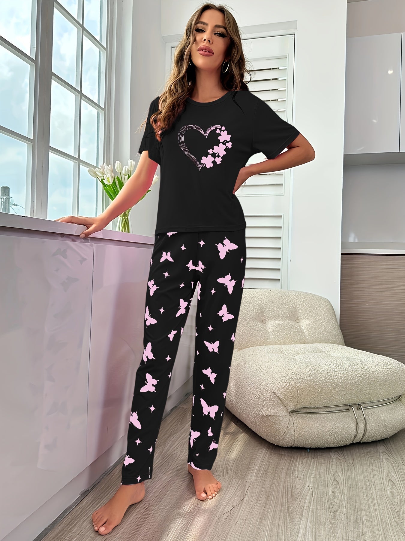 Women's Short Sleeve Pajama Set with Hearts Butterflies and Four-Leaf Clovers Pattern Summer Sleepwear Lounge Wear