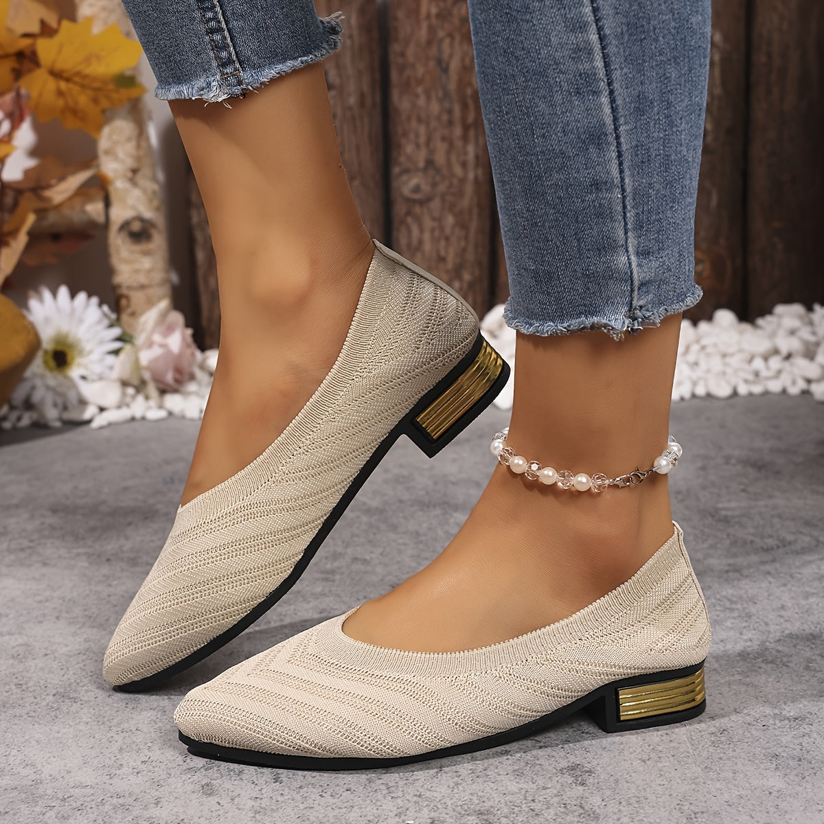 Women’s Embroidered Loafers Lightweight Breathable Fabric Shoes