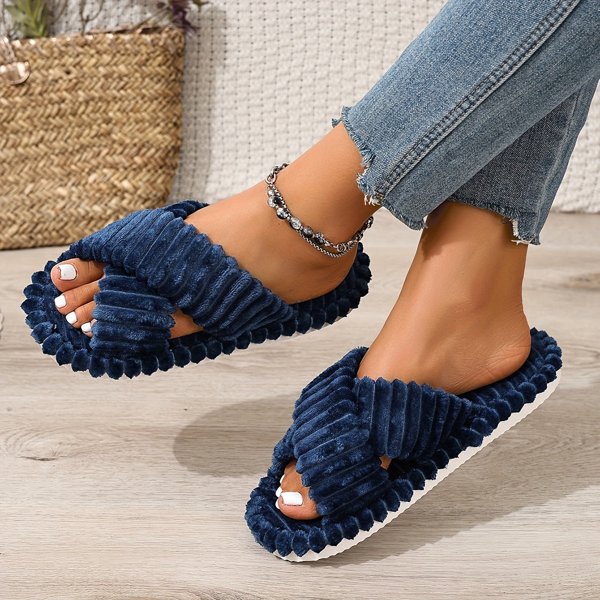 Женские тапочки на перекрестных ремешках с мягкой плюшевой подкладкой для дома и улицы, повседневные бежевые, черные, белые, серые, зеленые