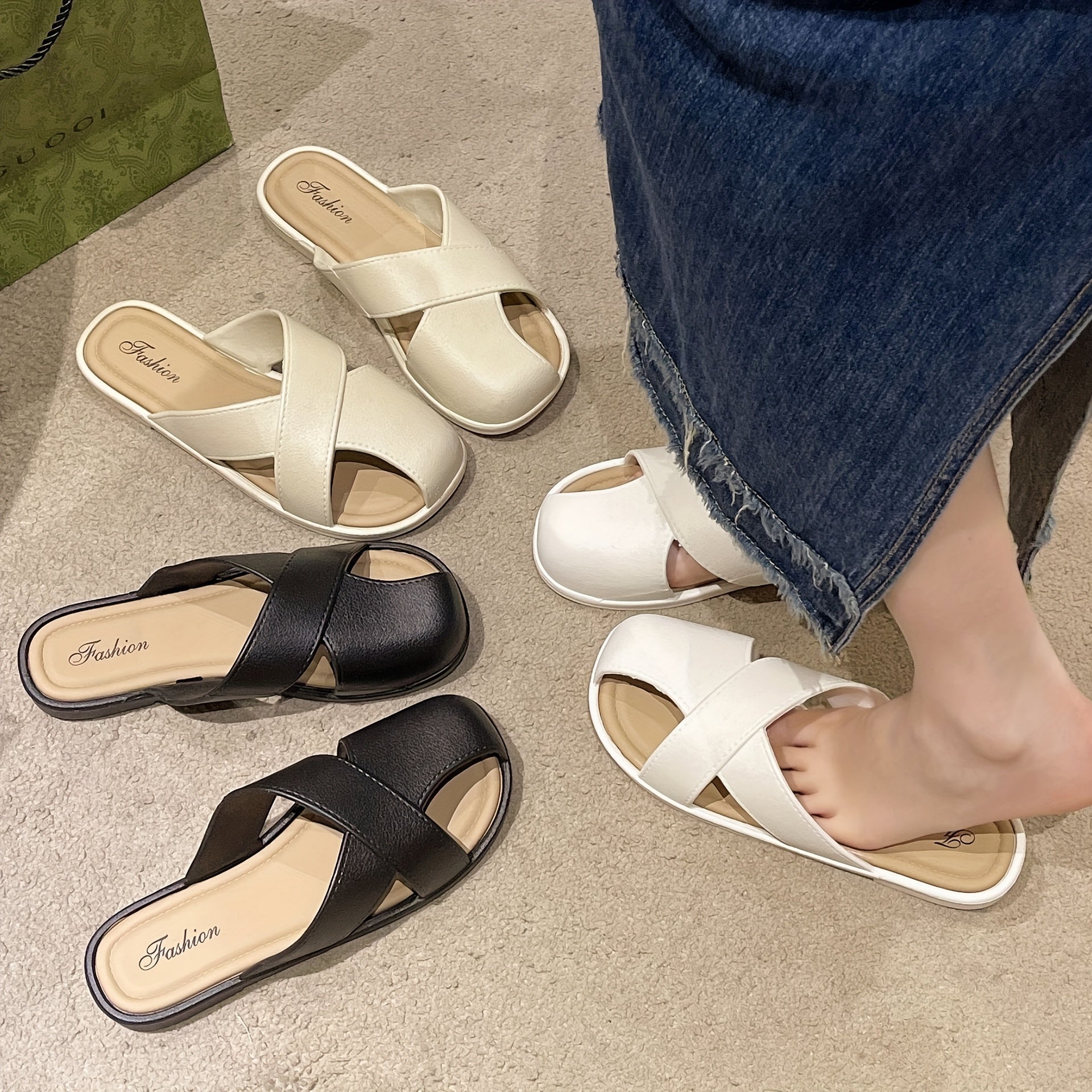 Ayollar uchun slayd sandalki bo'sh dizayn yozgi bir rangli minimalistik qulay