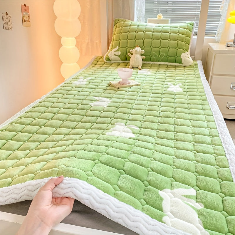 Soft Velvet Mattress Cover for Winter Warmth Twin Size