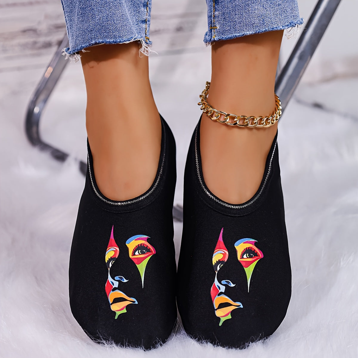 Women’s Slip-On Indoor House Shoes Black Cozy Non-Slip Slippers