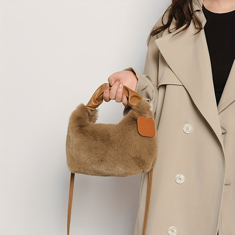 Стильная плюшевая сумка для путешествий с милыми деталями из искусственного меха, идеально подходящая для осенней и зимней моды.