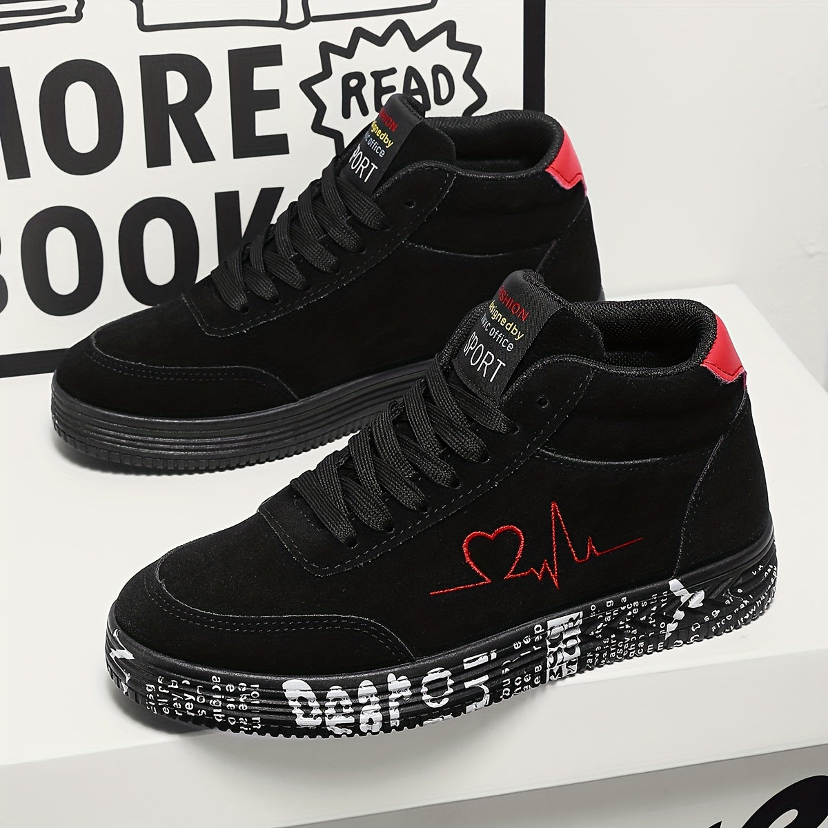 Plus Size Women's Casual Sneakers with Heart Print and Platform Sole