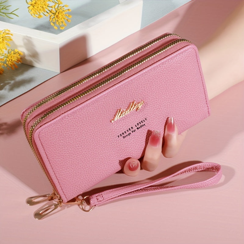 Элегантный клатч-кошелек с узором из личи, с 8 слотами для карт и несколькими compartments.