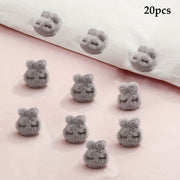 Yumshoq Polipropilen Materiali Qopqoqni Ushlab Turuvchi Quyon Plush Qopqoq To'plami 4 ta - Xavfsiz Yotoq, Pardalar va Matolar uchun Anti-Slip Qopqoq Kliplari - Qo'l bilan Yuvish mumkin, Chiroyli Pushti va Kulrang Dizayn