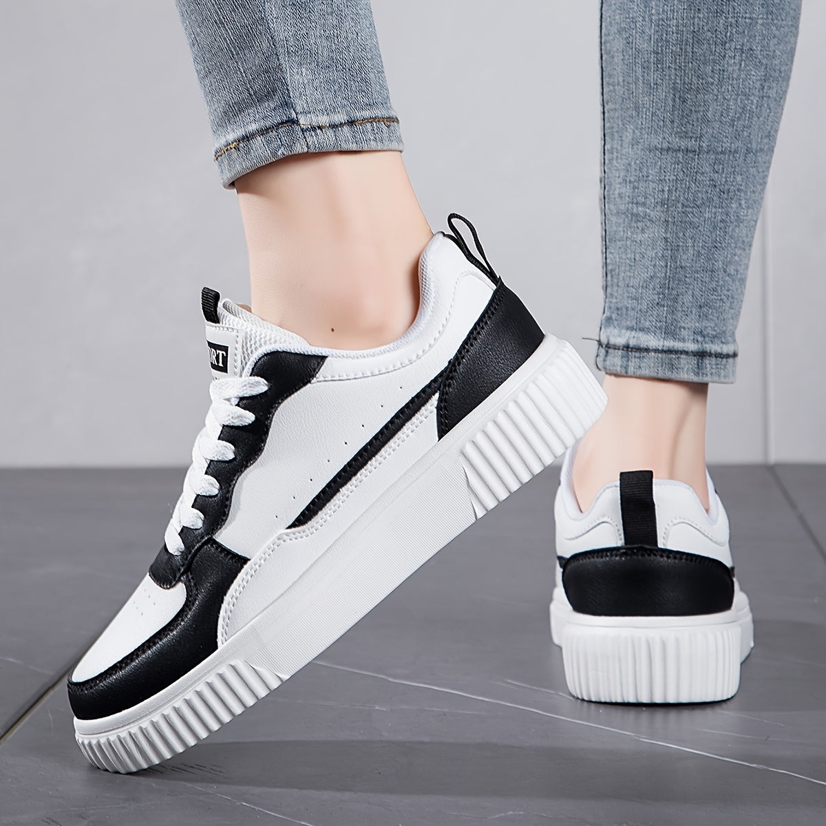 Women's Casual Sneakers Durable EVA Sole Low-Top Lace-Up Running Shoes