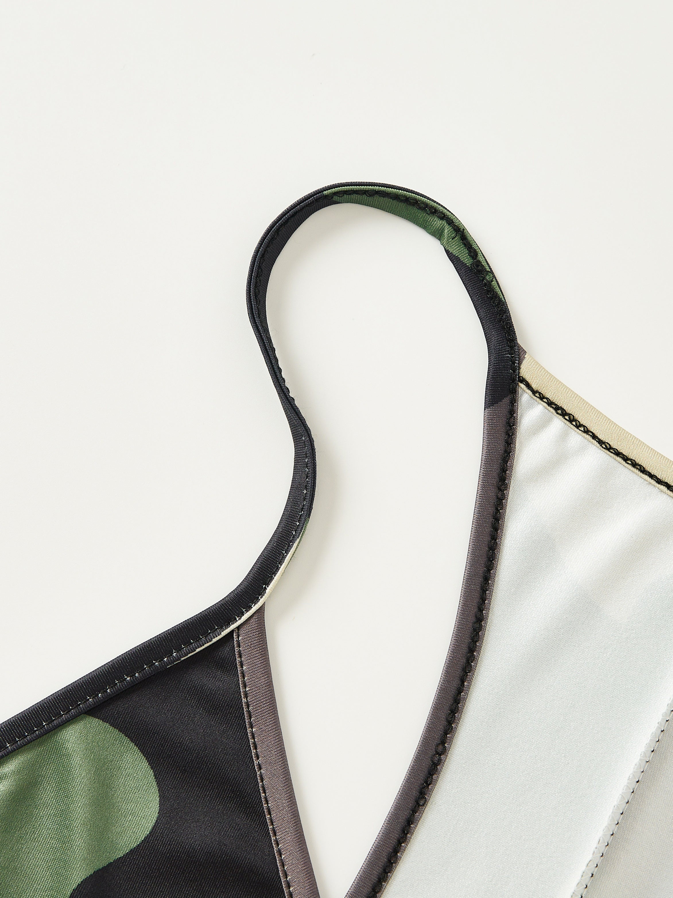 Plus Size Camouflage Print Sleeveless Romper Jumpsuit with Pockets