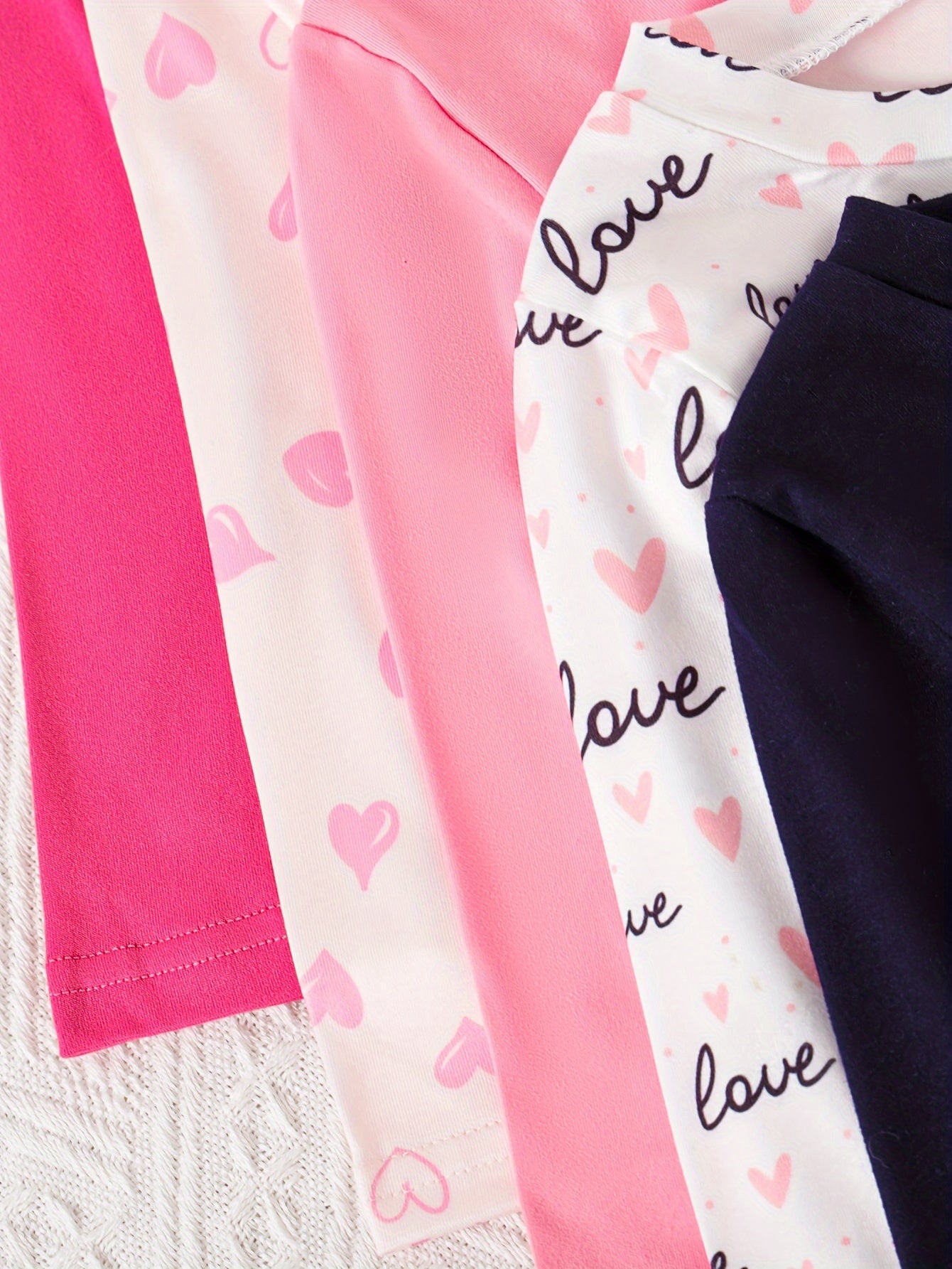 Girls' 10-Piece Casual Long-Sleeved Top and Pants Set with Love Letter Prints for Spring and Fall