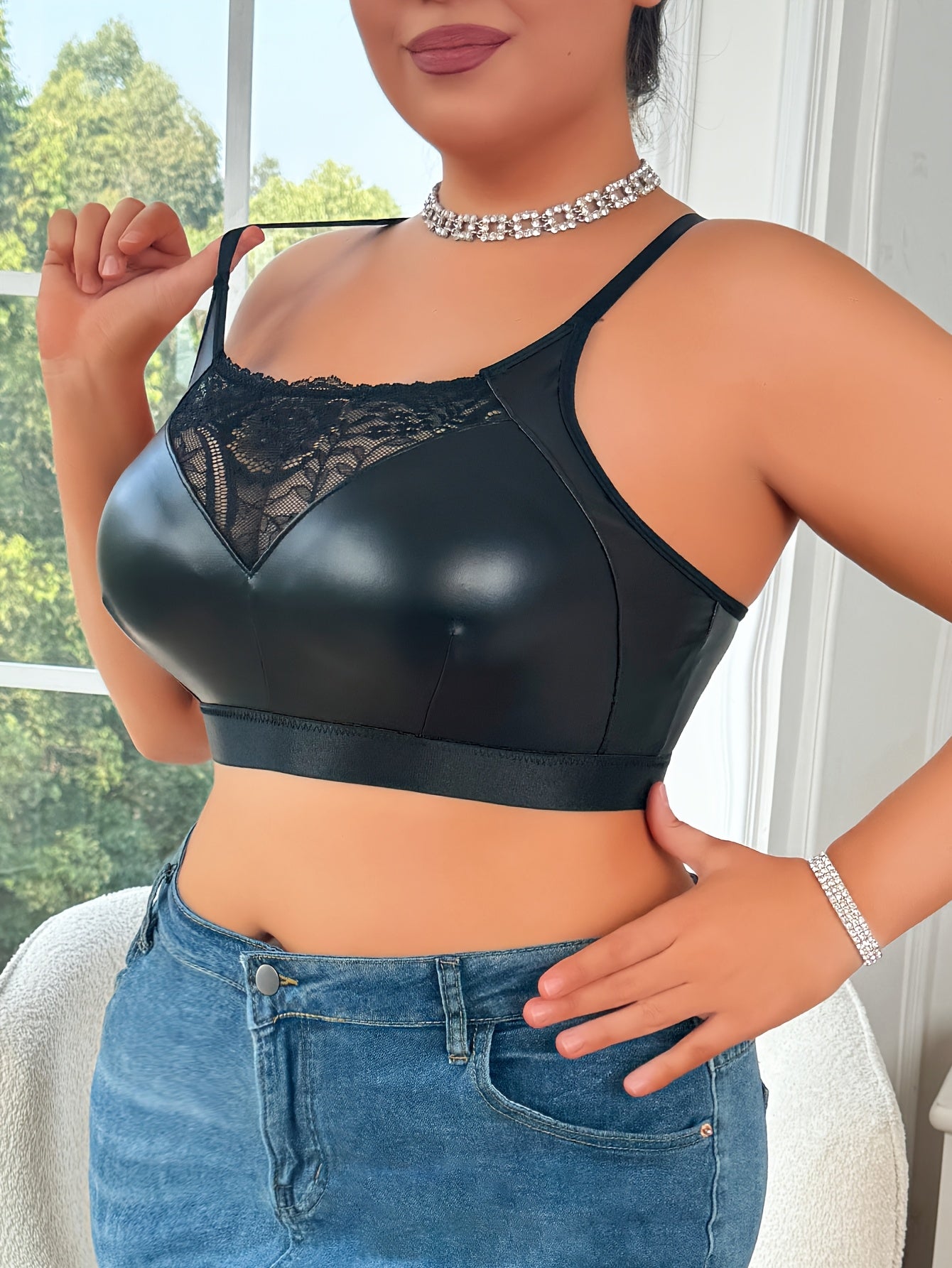 Plus Size Female Lingerie Crop Top Bra Faux Leather Backless Lace Trim