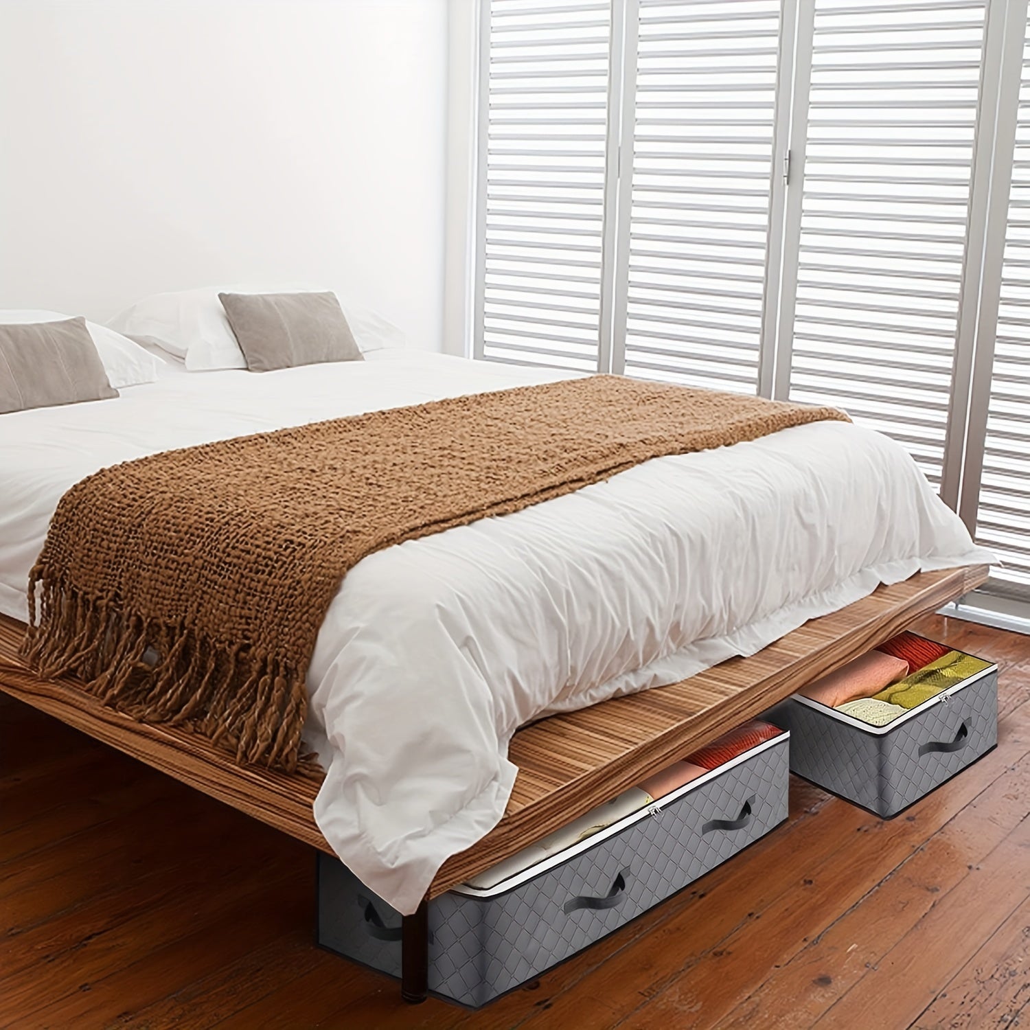 90L Under Bed Storage Containers with Clear Windows and Reinforced Handles for Bedding Clothes and Toys