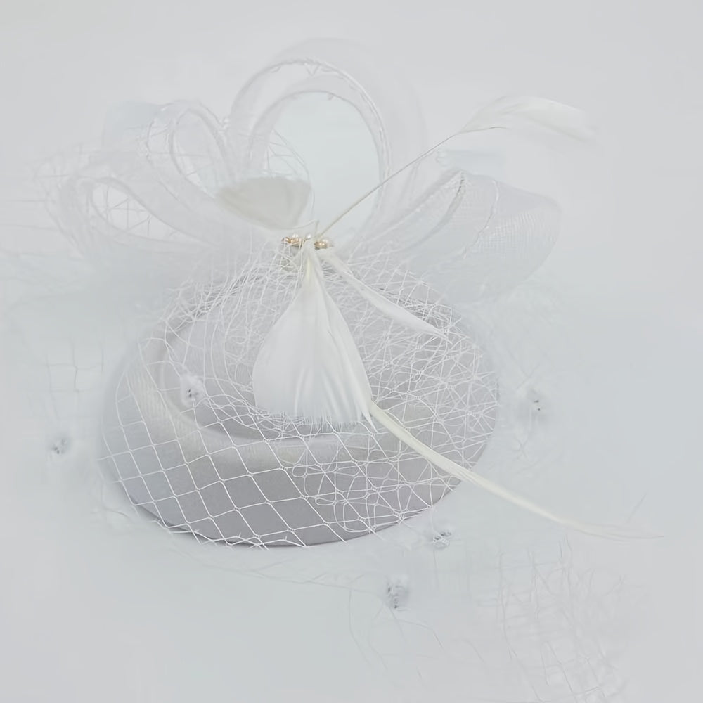 Ayollar uchun vintage qushqo‘nmas va tarmoq shlyapa bilan bezatilgan gullar va kichik shlyapa aksessuari bilan bosh band