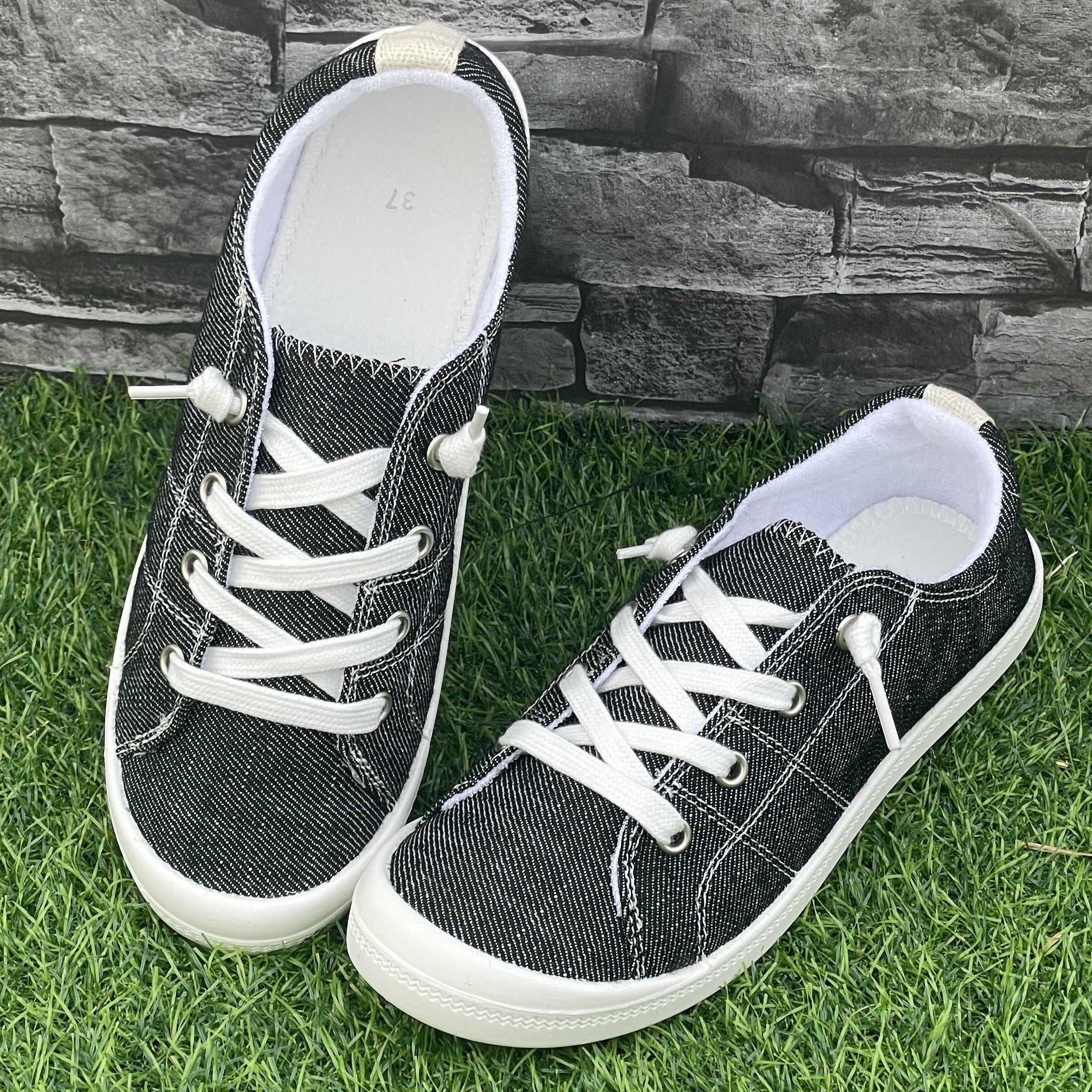 Women's Casual Solid Color Fabric Outdoor Work Shoes All-Season Lightweight