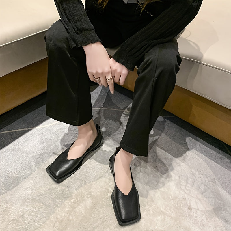 Ayollar uchun Slip-On kvadrat barmoqli balandligi sintetik past blok poyabzal, kundalik kiyim uchun oyoq kiyim