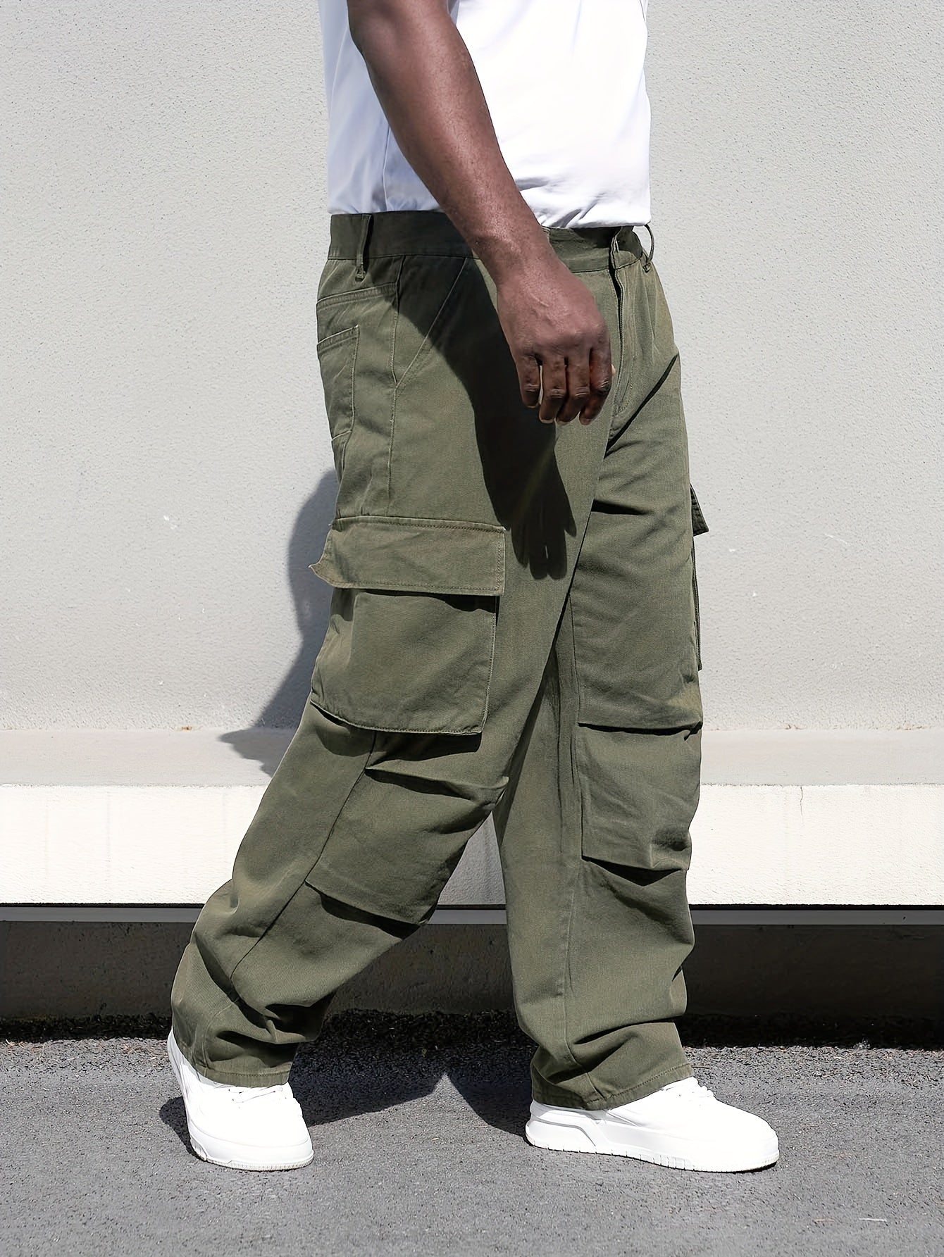 Men's Plus Size Casual Denim Cargo Pants with Loose Fit and Multiple Pockets