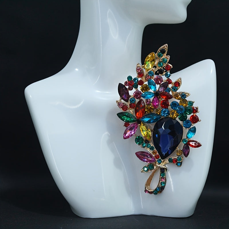 Flower-Shaped Rhinestone Brooch for Women, Elegant Lapel Pin for Dresses and Coats