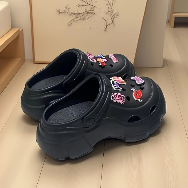 Ladies Summer Hole Shoes with English Illustration and Replaceable Accessories