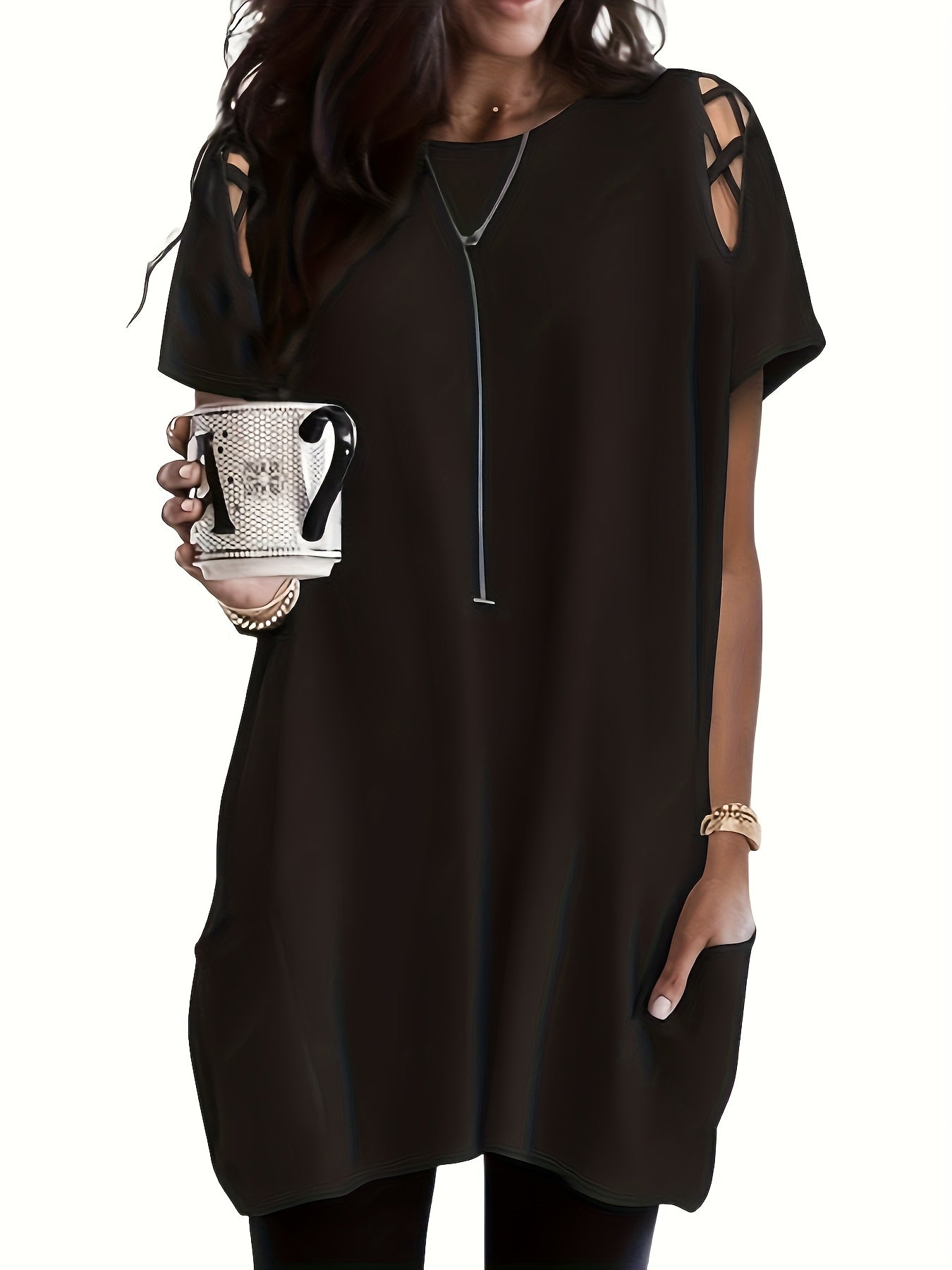 Blusa túnica negra de manga batwing para mujer con detalle de correa cruzada